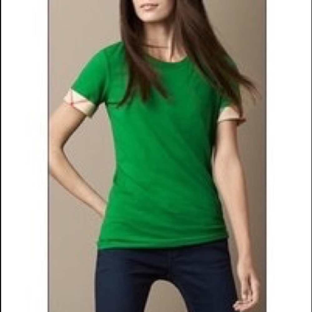 Authentic Burberry Cotton tee in green
